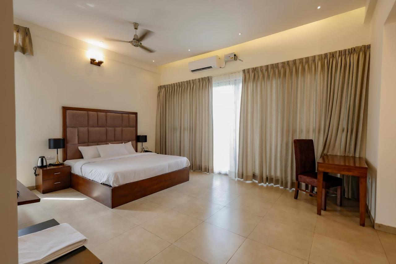 Falcon Suites Whitefield Бангалор Экстерьер фото